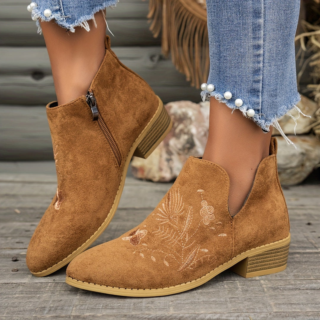 Calveth | Women&