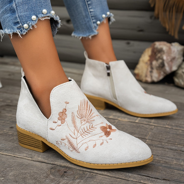 Calveth | Women&