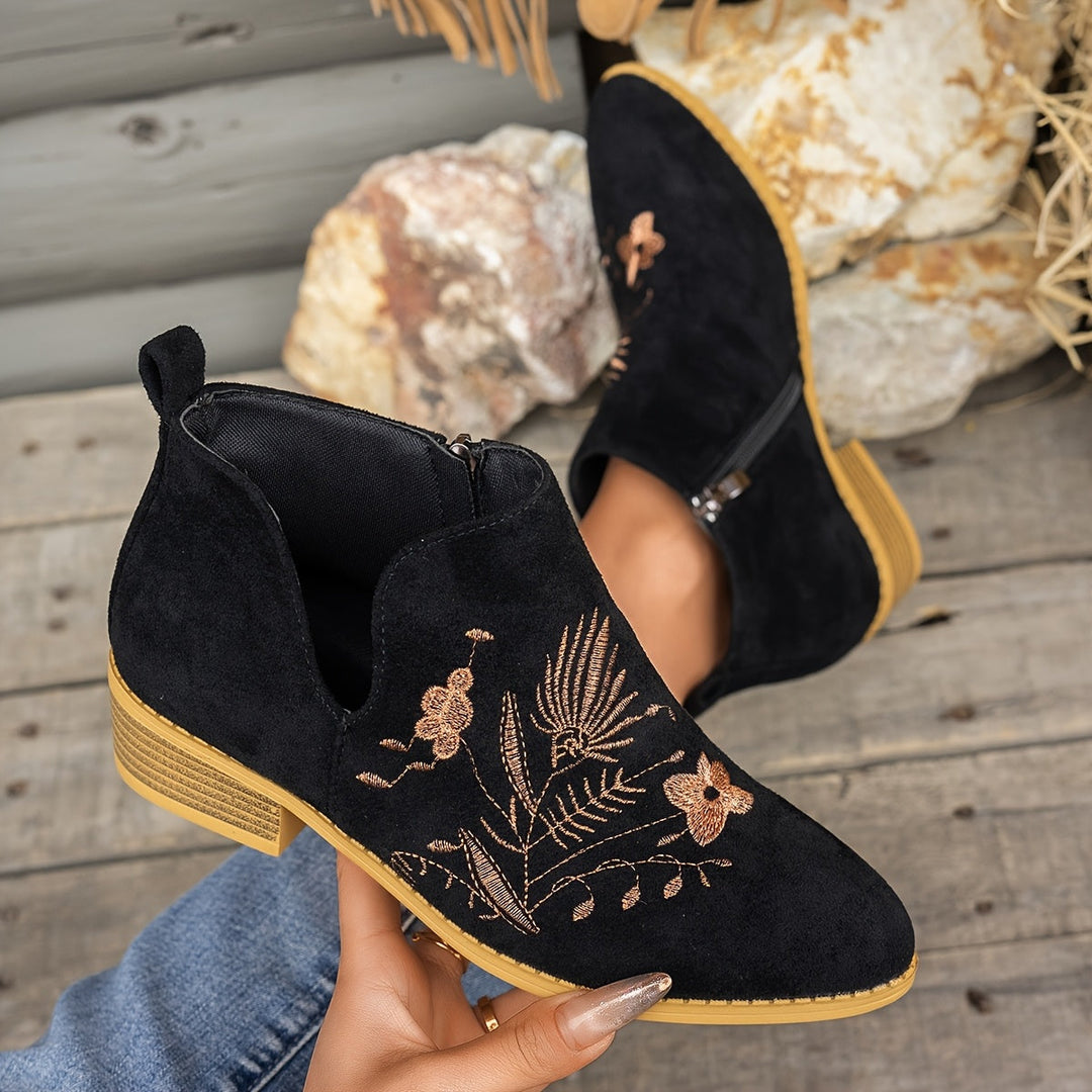 Calveth | Women&