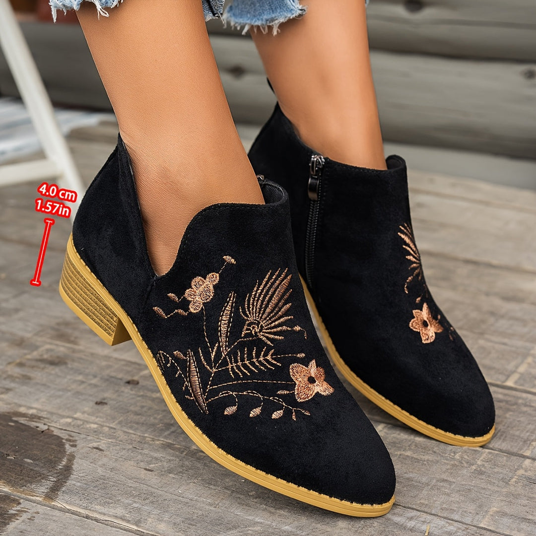 Calveth | Women&