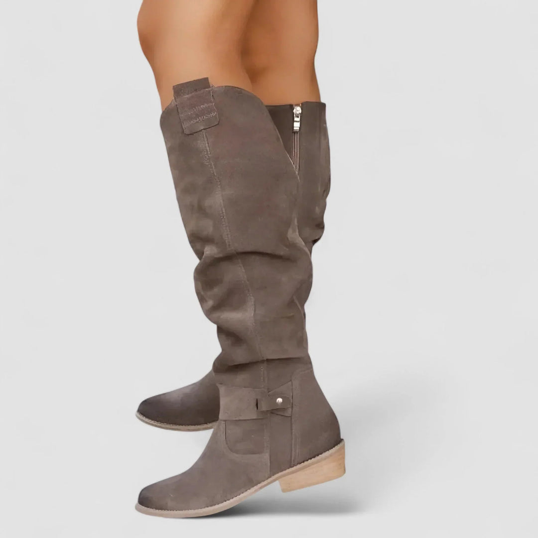 Calveth | Women&