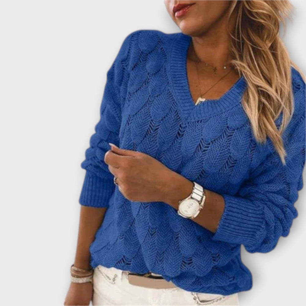 Linnea | Women's Oversized Cable Knit Jumper - Image 2